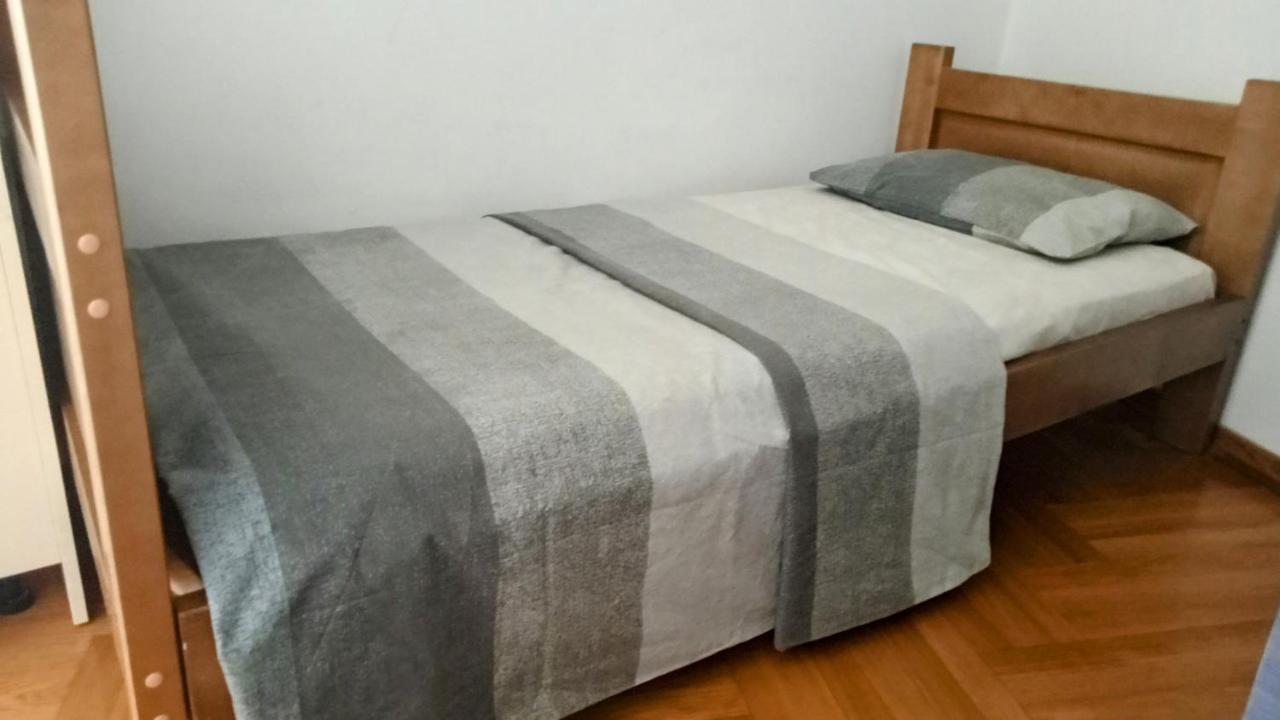 Central Home Podgorica Bagian luar foto