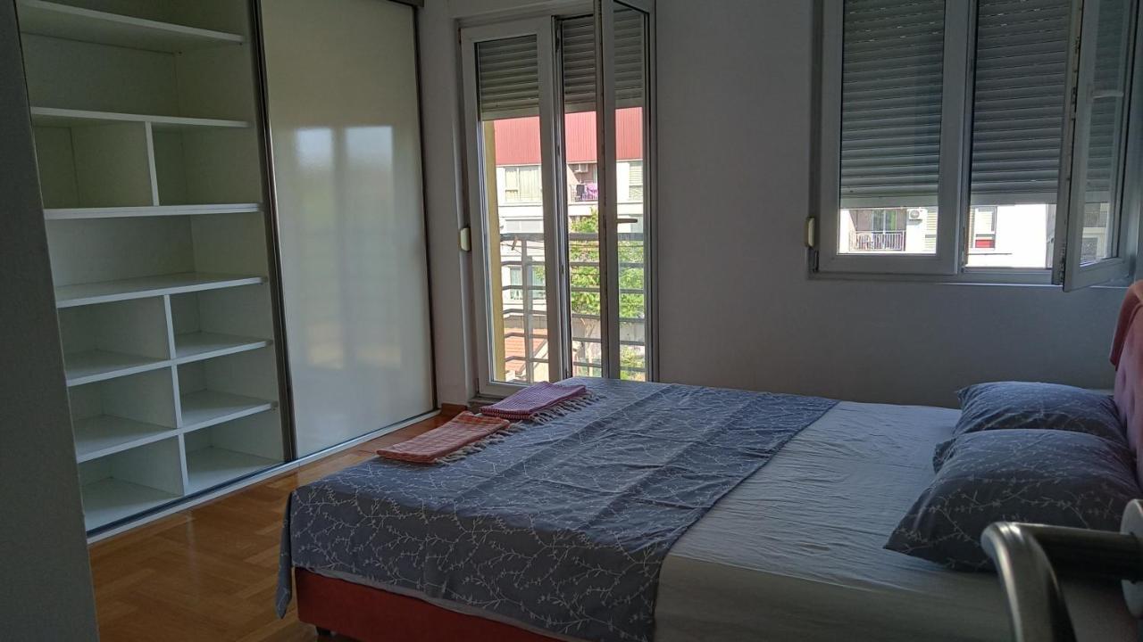 Central Home Podgorica Bagian luar foto